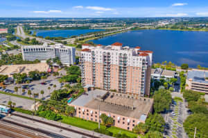 616 Clearwater Park Rd, West Palm Beach, FL 33401, Sold 03/16/22