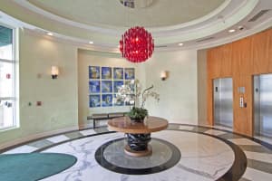 600 S Dixie Hwy, West Palm Beach, FL 33401, Sold 11/05/21