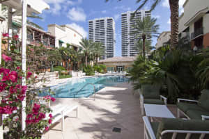 600 S Dixie Hwy, West Palm Beach, FL 33401, Sold 11/05/21