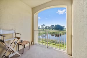 2100 Greenview Shores Blvd, Wellington, FL 33414, Sold 01/03/22