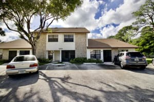 1020 Parkside Green Dr, Greenacres, FL 33415, Sold 10/29/21