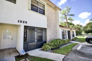 1020 Parkside Green Dr, Greenacres, FL 33415, Sold 10/29/21