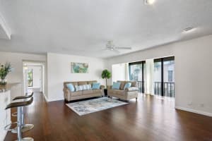 2395 Jaeger Dr #4d, Delray Beach, FL 33444, Sold 11/15/21