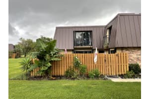 5702 SE Windsong Ln, Stuart, FL 34997, Sold 11/12/21