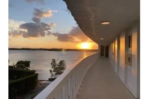 2505 S Ocean Blvd, Palm Beach, FL 33480, Sold 03/31/22