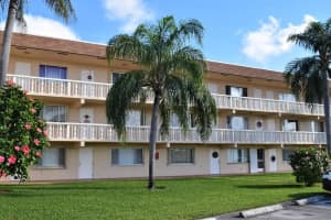 400 Village Green Cir W, Palm Springs, FL 33461, Sold 02/04/22