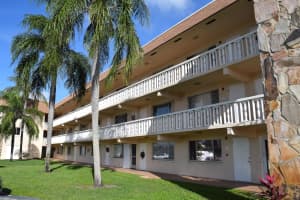 400 Village Green Cir W, Palm Springs, FL 33461, Sold 02/04/22