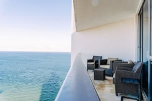 3101 S Ocean Dr PH 05, Hollywood, FL 33019, Sold 12/29/21