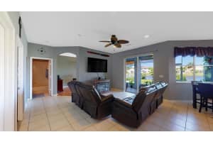 215 Seminole Lakes Dr, Royal Palm Beach, FL 33411, Sold 11/13/21
