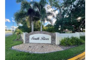 511 SW South River Dr, Stuart, FL 34997, Sold 01/31/22