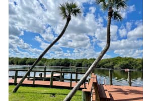 511 SW South River Dr, Stuart, FL 34997, Sold 01/31/22