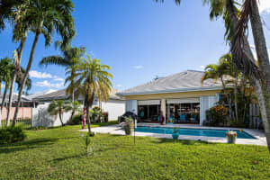 8571 Doverbrook Dr, Palm Beach Gardens, FL 33410, Sold 11/10/21