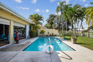 8571 Doverbrook Dr, Palm Beach Gardens, FL 33410, Sold 11/10/21