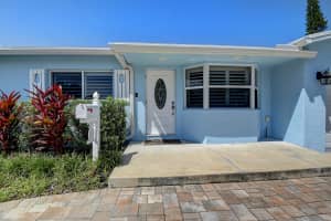 1671 NW 11th St, Boca Raton, FL 33486, Sold 11/30/21