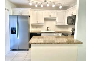 1544 Forest Lakes Cir, West Palm Beach, FL 33406, Sold 11/04/21