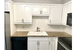 1544 Forest Lakes Cir, West Palm Beach, FL 33406, Sold 11/04/21