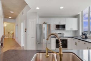 300 S Australian Ave, West Palm Beach, FL 33401, Sold 11/30/21