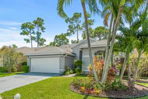 176 Heatherwood Dr, Royal Palm Beach, FL 33411, Sold 12/22/21