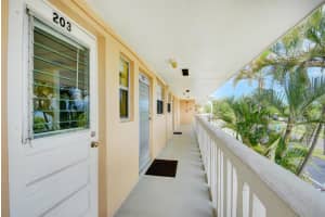 2161 NE 1st Ct, Boynton Beach, FL 33435, Sold 11/08/21