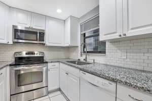890 N Federal Hwy, Lantana, FL 33462, Sold 12/28/21