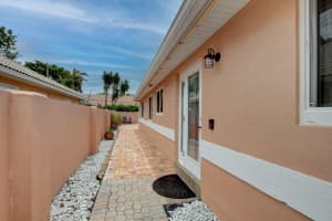 5255 Grande Palm Cir, Delray Beach, FL 33484, Sold 12/06/21