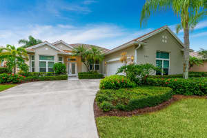 1572 SW Monarch Club Dr, Palm City, FL 34990, Sold 12/09/21