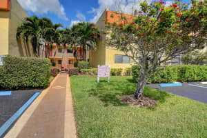 15450 Pembridge Ave, Delray Beach, FL 33484, Sold 01/04/22