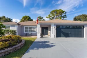 272 Malibu Cir, Greenacres, FL 33413, Sold 01/28/22