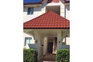 108 Half Moon Cir APT E2, Hypoluxo, FL 33462, Sold 11/19/21