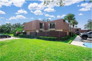 3044 SW Sunset Trace Cir, Palm City, FL 34990, Sold 01/11/22