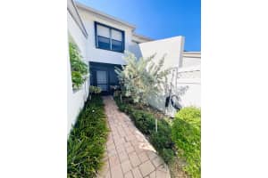 6714 Canary Palm Cir, Boca Raton, FL 33433, Sold 11/18/21