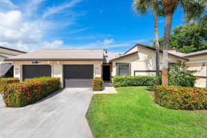 9 Ridge Pointe Dr, Boynton Beach, FL 33435, Sold 01/03/22