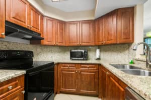 8138 NW 15th Manor, Plantation, FL 33322, Sold 11/24/21