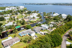 2003 SW Mockingbird Ln, Palm City, FL 34990, Sold 11/10/21