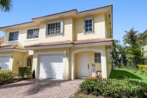 957 Imperial Lake Rd, West Palm Beach, FL 33413, Sold 12/20/21