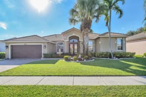 3823 Cypress Lake Dr, Lake Worth, FL 33467, Sold 01/28/22