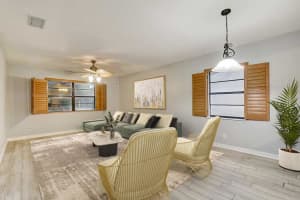 9 Seneca Ct, Royal Palm Beach, FL 33411, Sold 12/16/21