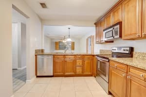 9 Seneca Ct, Royal Palm Beach, FL 33411, Sold 12/16/21