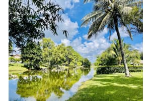 126 Martin Cir, Royal Palm Beach, FL 33411, Sold 11/23/21