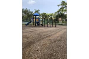 4299 Danielson Dr, Lake Worth, FL 33467, Sold 12/08/21