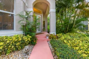 7639 NW 71st Way, Parkland, FL 33067, Sold 04/15/22