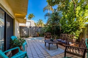 1170 6th Ave, Vero Beach, FL 32960, Sold 02/01/22