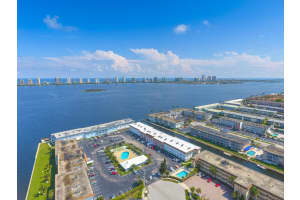 111 Shore Ct, North Palm Beach, FL 33408, Sold 11/10/21