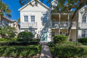 157 E Thatch Palm Cir, Jupiter, FL 33458, Sold 12/20/21