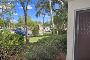 7380 NW 1st St, Plantation, FL 33317, Sold 12/08/21