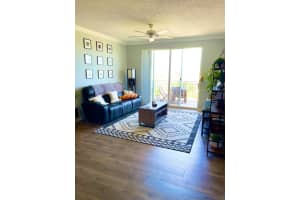 616 Clearwater Park Rd, West Palm Beach, FL 33401, Sold 11/17/21