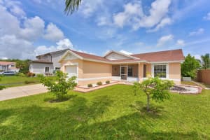 6886 Barnwell Dr, Boynton Beach, FL 33437, Sold 12/02/21