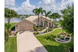 411 SW Thistle Trail, Port St. Lucie, FL 34953, Sold 12/02/21