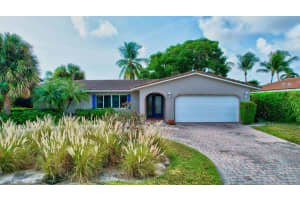 924 Banyan Dr, Delray Beach, FL 33483, Sold 12/13/21