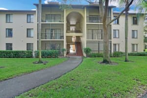 208 Foxtail Dr APT A2, Greenacres, FL 33415, Sold 11/08/21